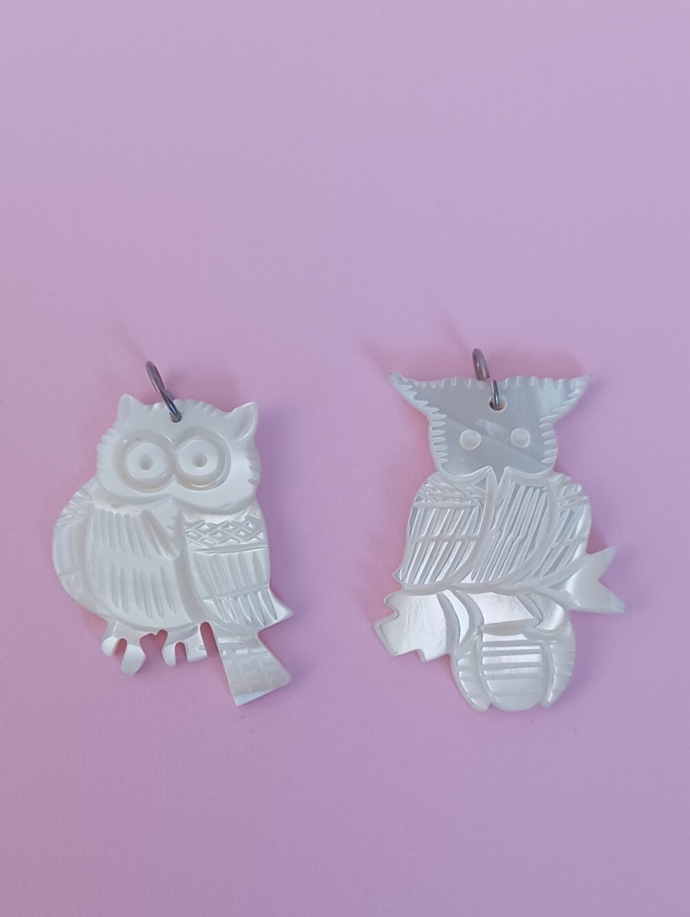 VINTAGE LOT OF (2) MOTHER OF PEARL CARVED OWL PENDANTS UNMARKED
